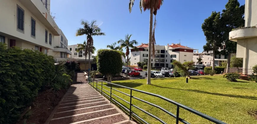 Apartment T3 Duplex for sale in Funchal
